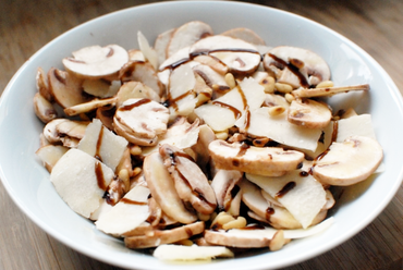 Can We Eat Raw Mushrooms or Should They Always Be Cooked?
